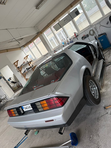 Chevrolet Camaro 3 of 10