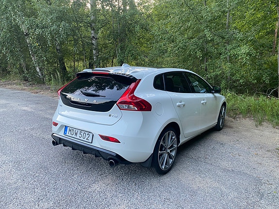 Volvo V40 5 of 16