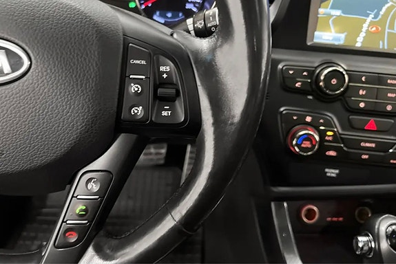 Kia Optima 8 of 16