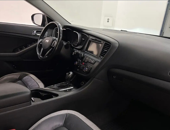 Kia Optima 14 of 16