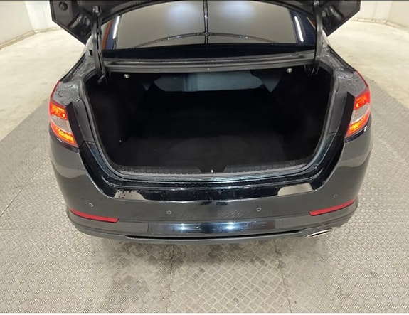 Kia Optima 12 of 16