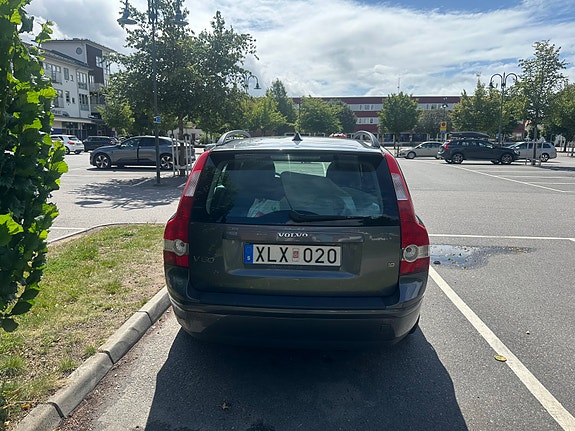 Volvo V50 4 of 9