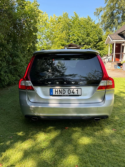 Volvo V70 5 of 8