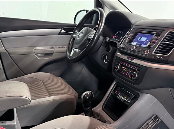 Volkswagen Sharan 12 of 18