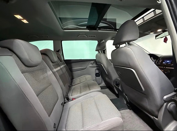 Volkswagen Sharan 7 of 18