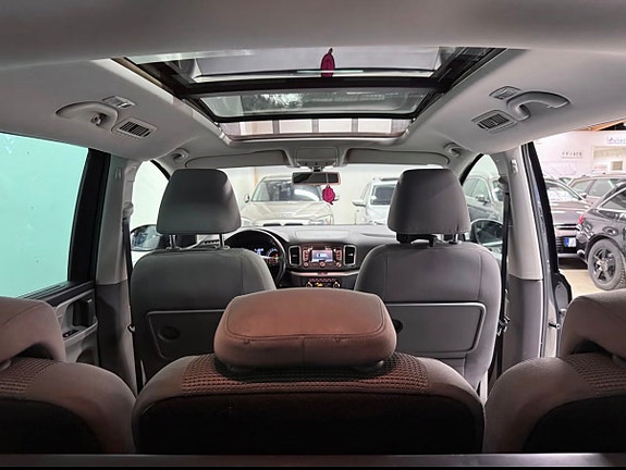 Volkswagen Sharan 14 of 18