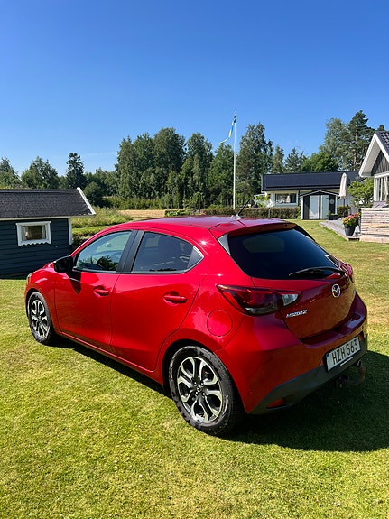 Mazda 2 2 of 6