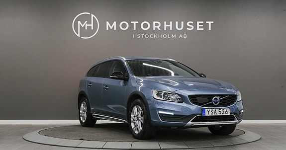 Volvo V60 Cross Country 3 of 17