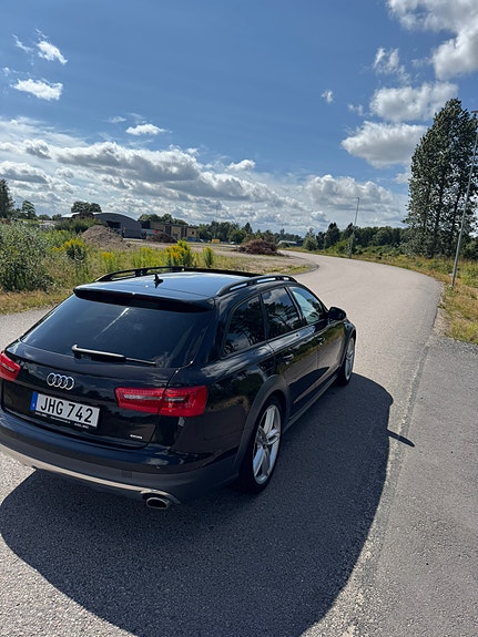 Audi A6 allroad 4 of 6