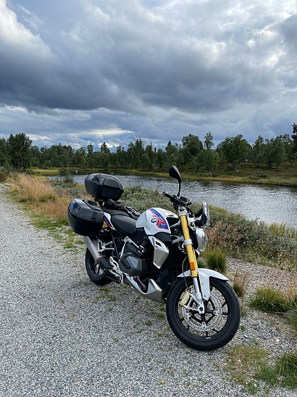 BMW R 1250 R 11 of 12