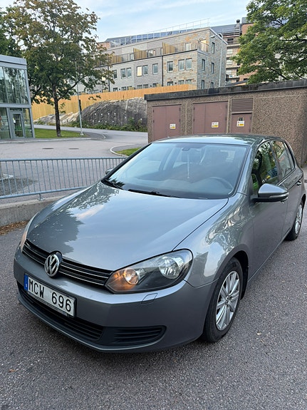 Volkswagen Golf VI 3 of 7