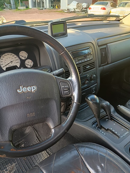 Jeep Grand Cherokee 5 of 7