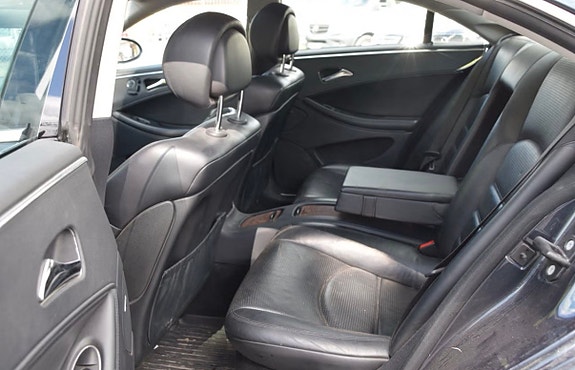 Mercedes-Benz CLS55 9 of 9