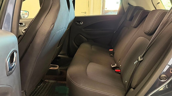 Renault Zoe 13 of 15