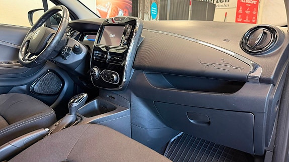 Renault Zoe 11 of 15