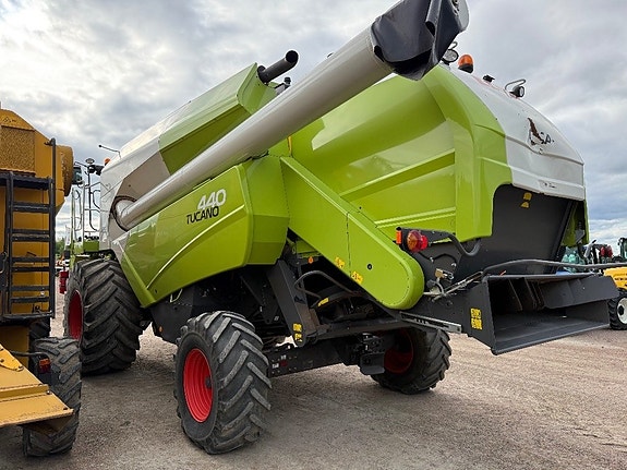 CLAAS Tucano 440, V660, 3D Laserpilot 3 of 9