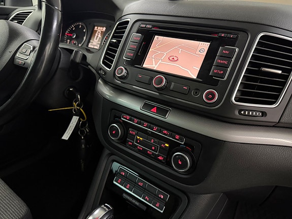 Volkswagen Sharan 17 of 18