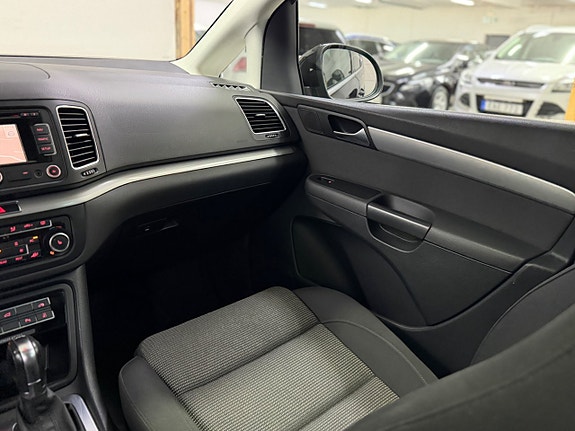 Volkswagen Sharan 12 of 18