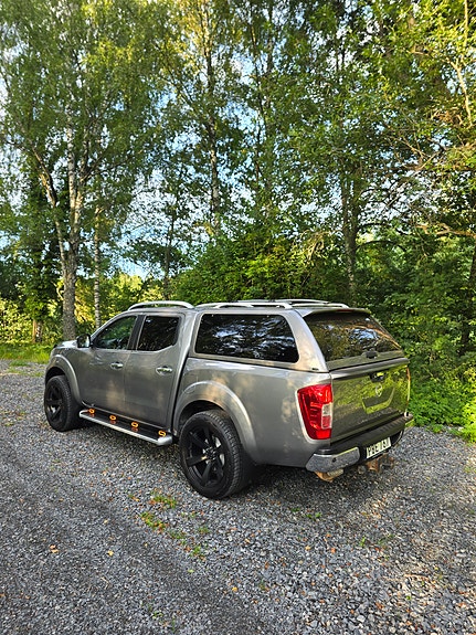 Nissan Navara 2 of 4