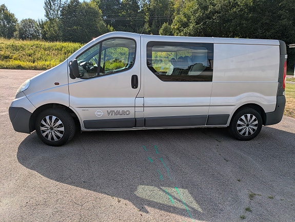 Opel Vivaro 5 of 11