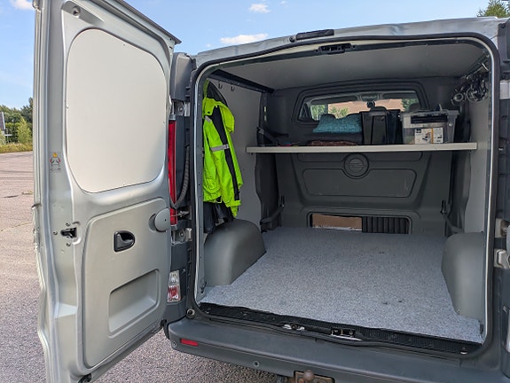 Opel Vivaro 4 of 11