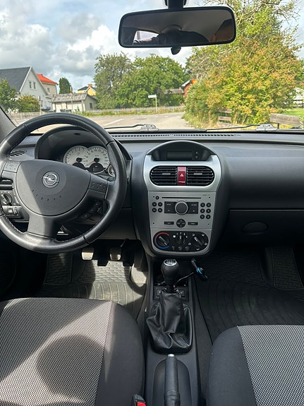 Opel Corsa 5 of 5