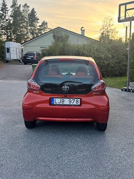 Toyota Aygo 5 of 10