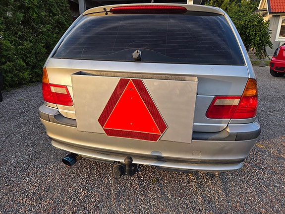 BMW 320d 5 of 9