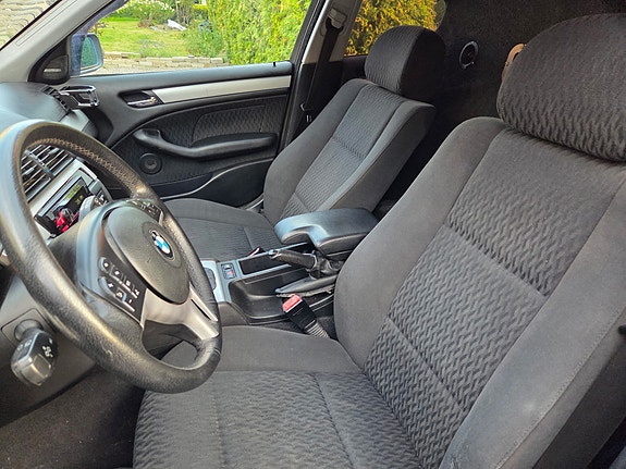 BMW 320d 9 of 9