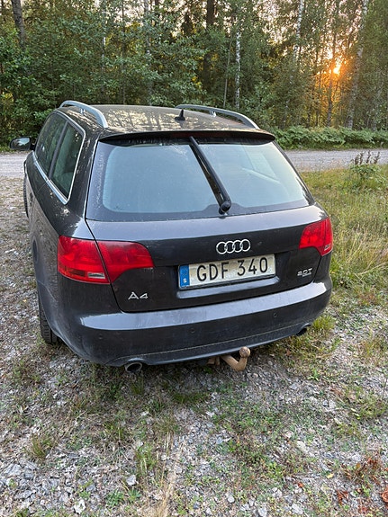 Audi A4 4 of 4