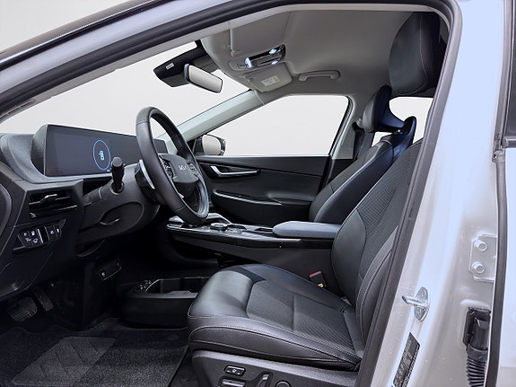 Kia EV6 12 of 19