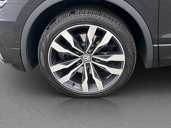 Volkswagen Tiguan Allspace 26 of 29