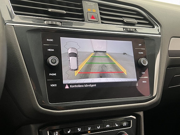 Volkswagen Tiguan Allspace 13 of 29