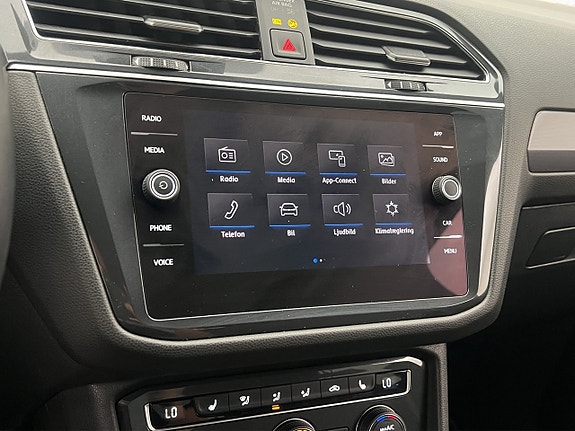 Volkswagen Tiguan Allspace 18 of 29