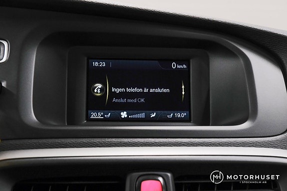 Volvo V40 13 of 17