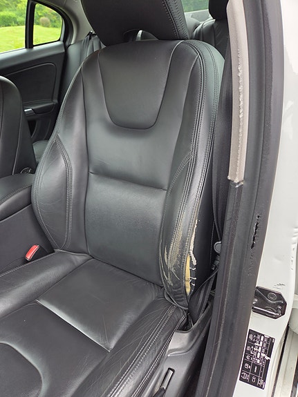 Volvo S60 7 of 7
