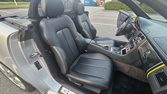 Mercedes-Benz SLK230 15 of 21