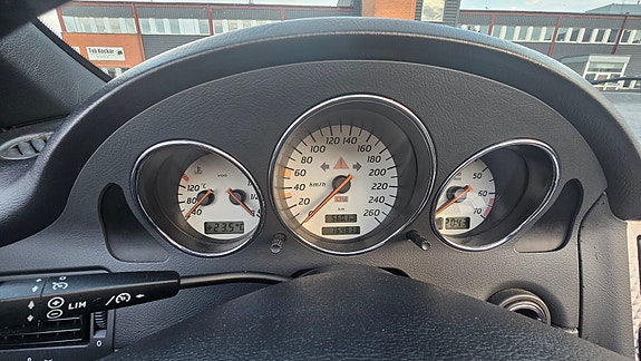 Mercedes-Benz SLK230 20 of 21