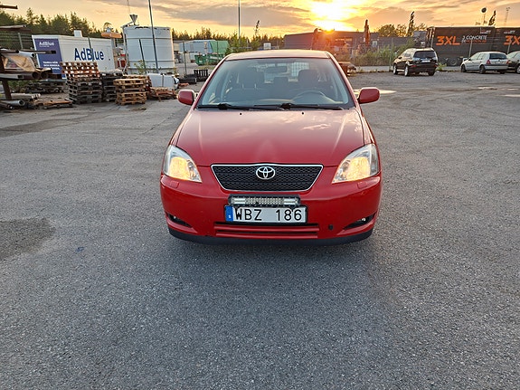 Toyota Corolla 5 of 8