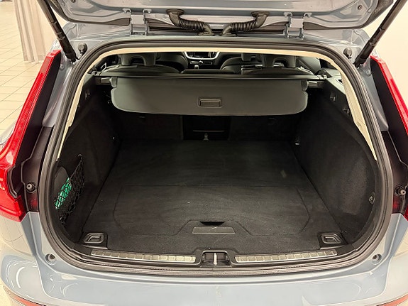 Volvo V60 6 of 17