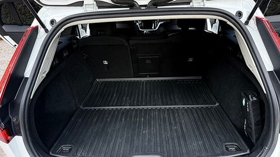 Volvo V60 11 of 14