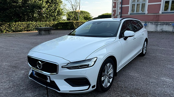 Volvo V60 8 of 14