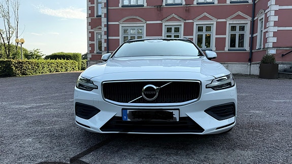 Volvo V60 4 of 14