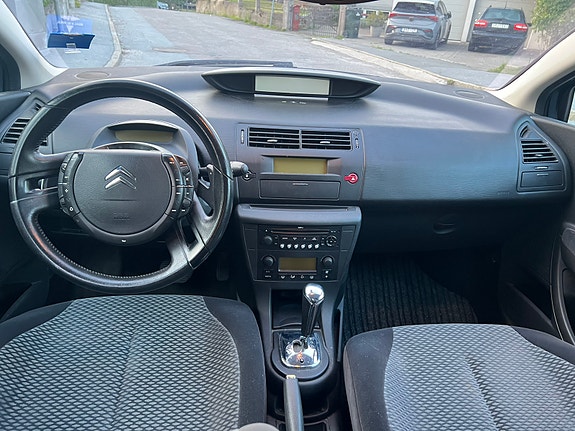 Citroen C4 8 of 8