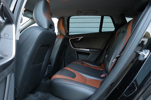 Volvo V60 Cross Country 18 of 21