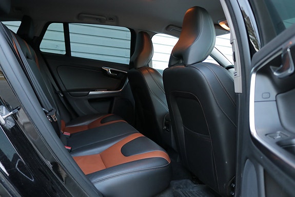 Volvo V60 Cross Country 17 of 21