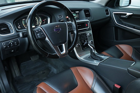 Volvo V60 Cross Country 11 of 21