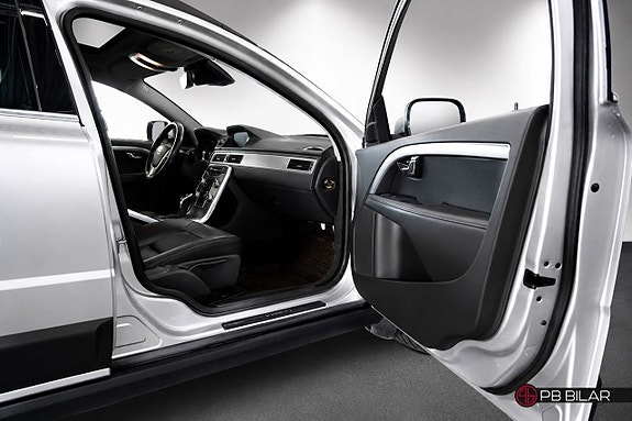 Volvo XC70 15 of 26