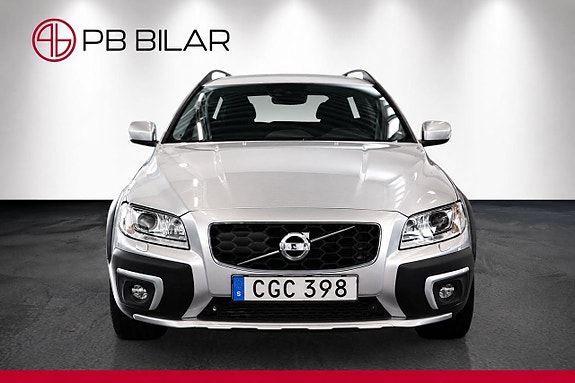 Volvo XC70 3 of 26