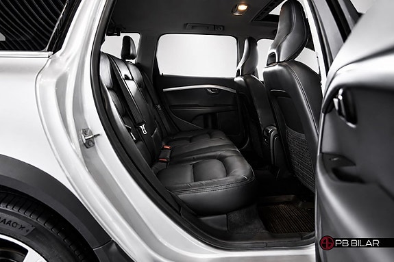 Volvo XC70 19 of 26